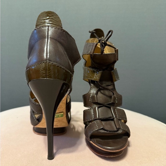 L.A.M.B. By Gwen Stefani. Lace up T strap Leather Sandal - Picture 2 of 8